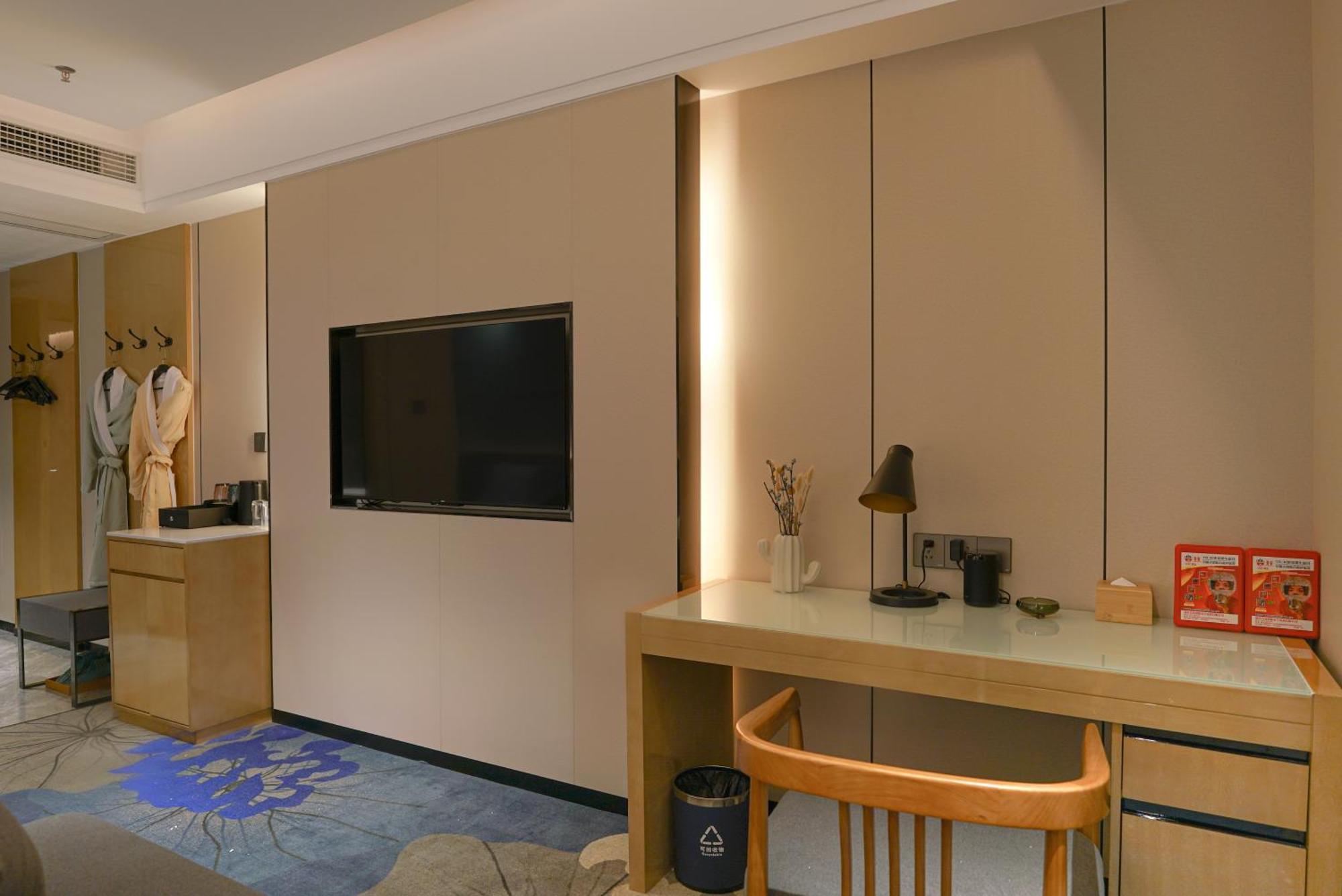 Paco Hotel Shenzhen Luohu Port Экстерьер фото