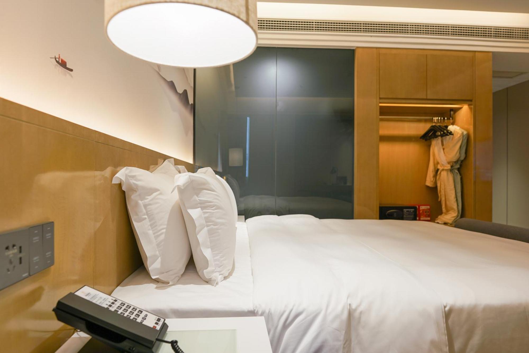 Paco Hotel Shenzhen Luohu Port Экстерьер фото