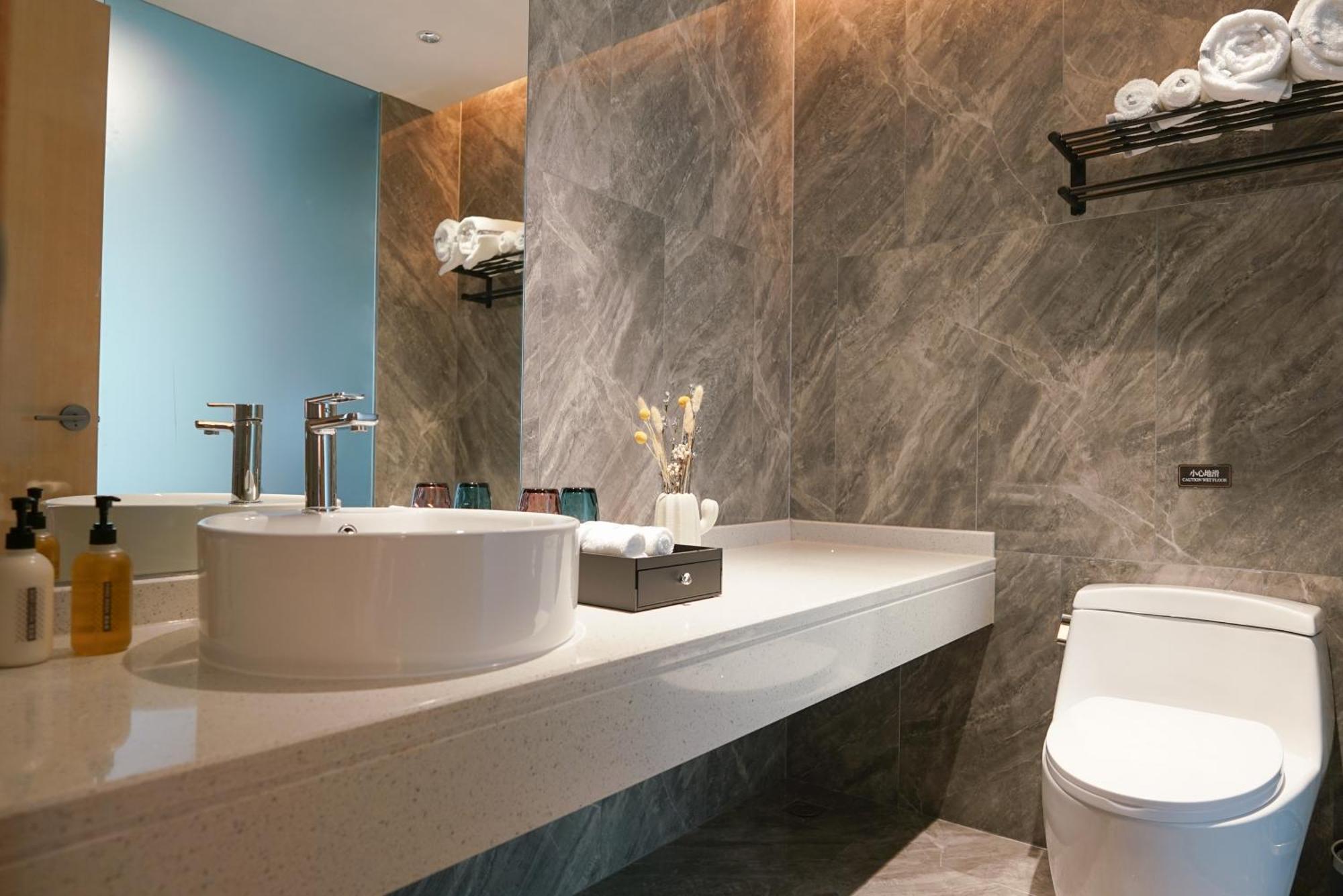 Paco Hotel Shenzhen Luohu Port Экстерьер фото