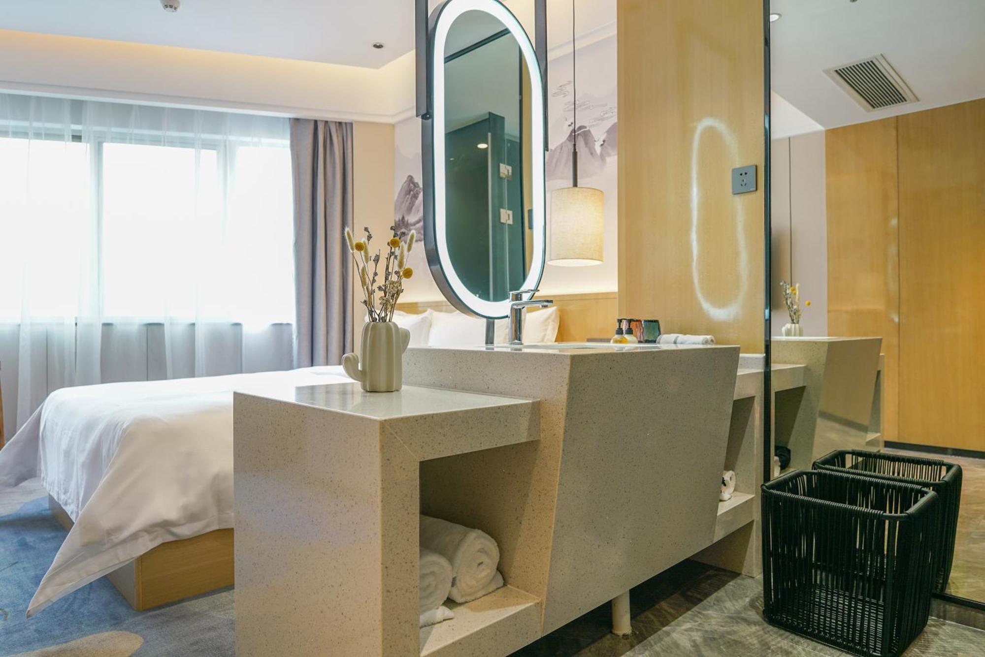 Paco Hotel Shenzhen Luohu Port Экстерьер фото